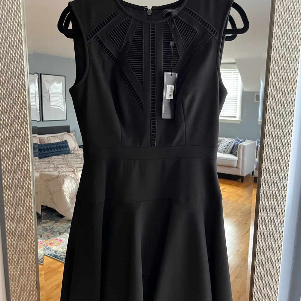 BCBG MAXAZRIA Aynn Embroidered Sheer-Trim Dress. Size 4